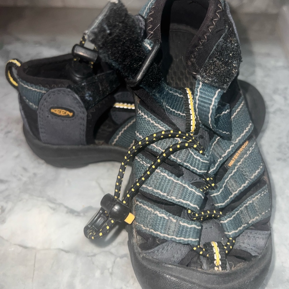 Keen water shoes